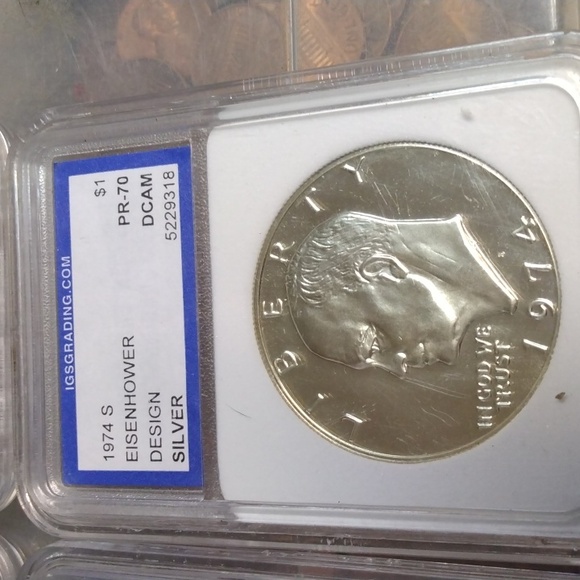 Eisenhower UNCIRCULATED silver PR 70 (4) Dollar Coins 1971s, 1972s, 1973s, 1974s - Picture 6 of 17